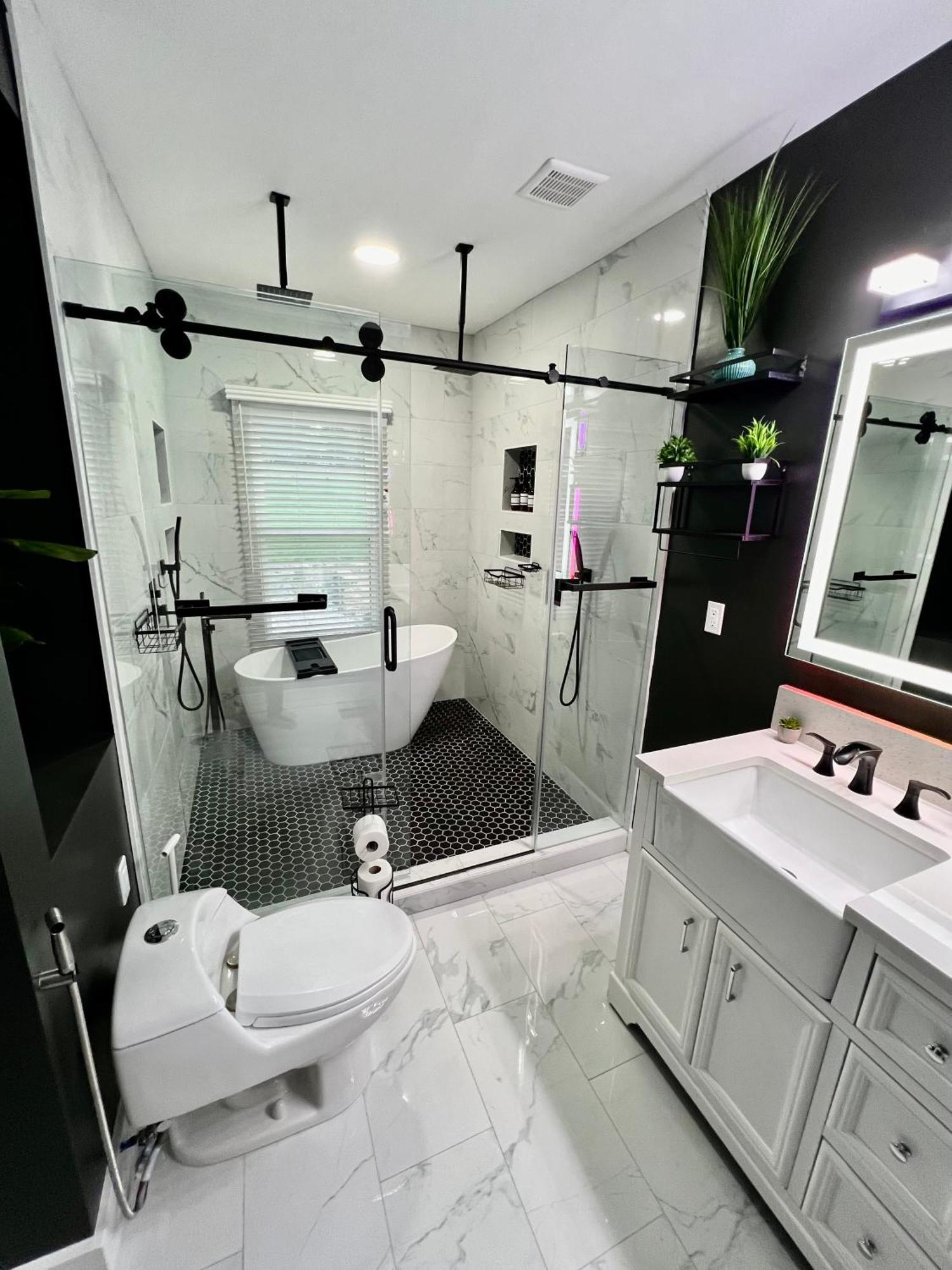Charming 2Br 2Ba 10 Min Dt Airport By Lsp Homes Atlanta Eksteriør billede