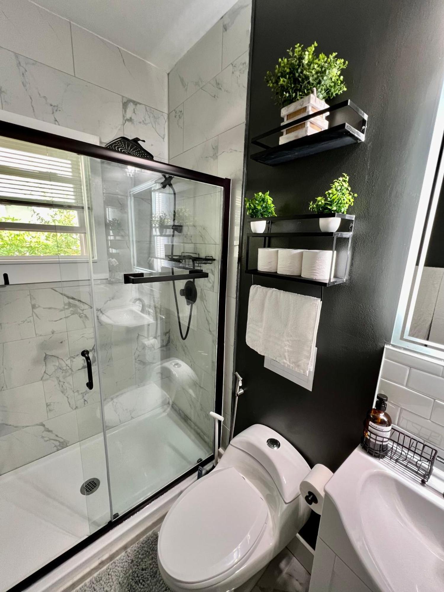 Charming 2Br 2Ba 10 Min Dt Airport By Lsp Homes Atlanta Eksteriør billede